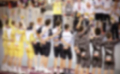 꼉sW\