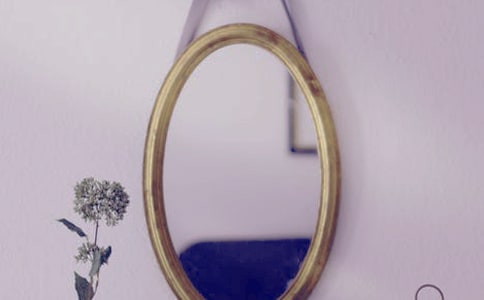 һR